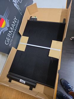Genuine Mopar A/C Condenser (contact info removed)5AA#3786