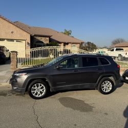 2016 Jeep Cherokee