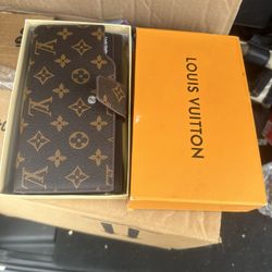 Louis Vuitton Wallet 