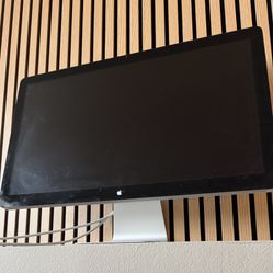 Apple Thunderbolt Display 27” (Model A1316) + USB-C Adapter