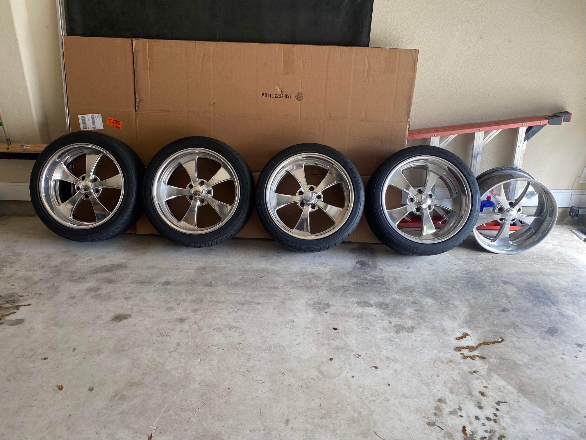 GM 5x5 Wheels Eagle Alloy 225 Chevy GMC Truck