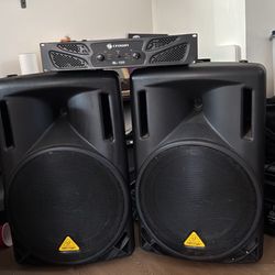 DJ Speakers and Crown XLi 1500 Amp