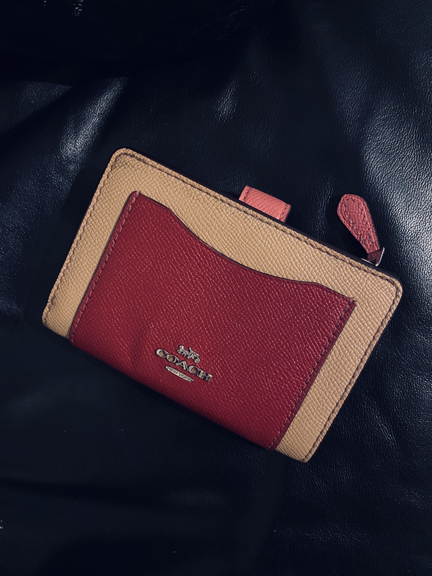 Coach Link Wallet (very new!)