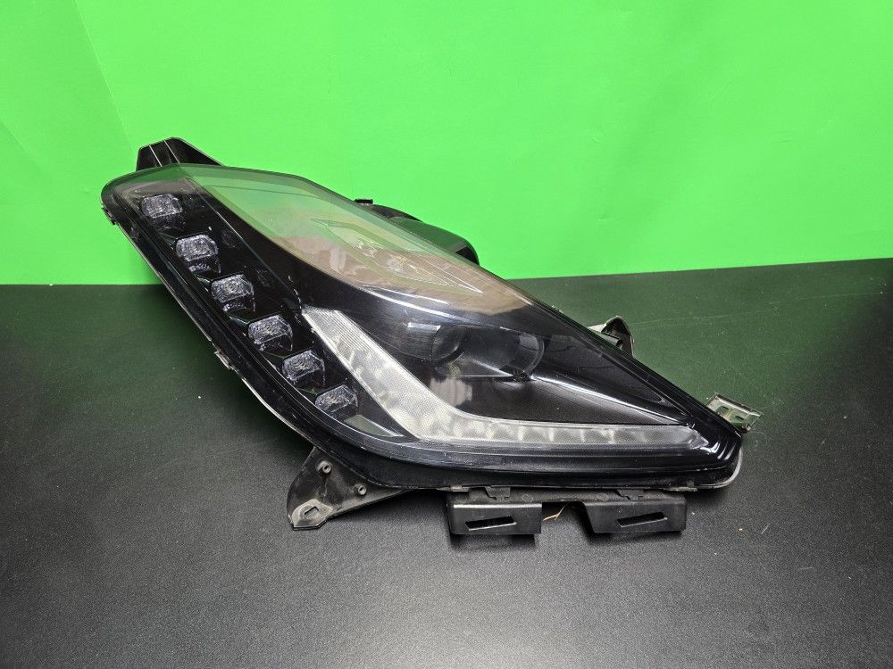Headlight Corvette 2014 2015 2016 2017 2018 2019 OEM