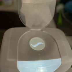Baby babywipe warmer