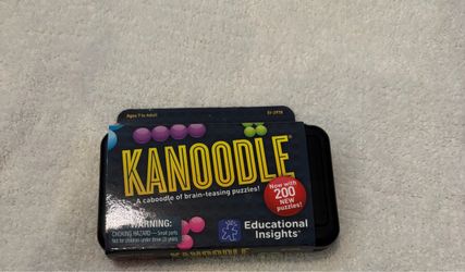 Kanoodle Puzzle Game – 200 Puzzles, Brand New in Case
