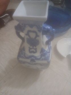 Vintage Chinese Dragon Head Vase
