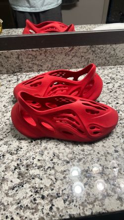 Vermillion foam runner