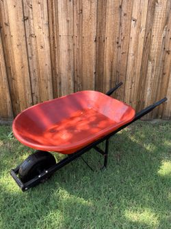 Like New Poly Wheelbarrow – Heavy Duty Single Wheel Garden Cart