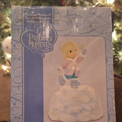 Precious Moments  Christmas  
