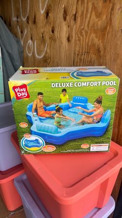 Play day deluxe pool