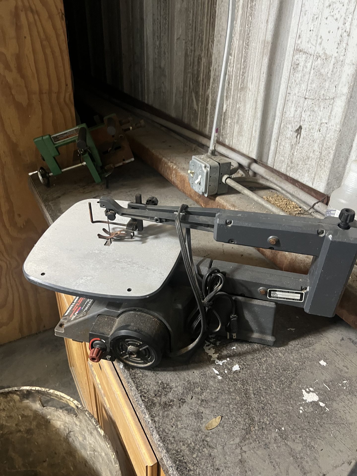 Craftsman 16 inch variable speed table scroll saw