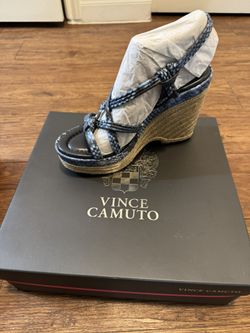 Vince Camuto Wedges