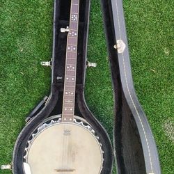 Fender FB-54 Five String Banjo – Sounds Like Bluegrass, Not Like Regret (w/ Hard Case)