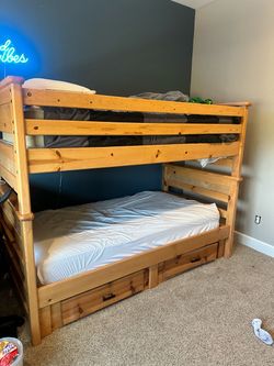 Free bund bed, mattress and dresser