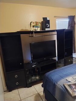 Mueble para TV está grande se puede poner separado