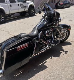 2010 Harley D Electra glide ultra limited with twin cam 103