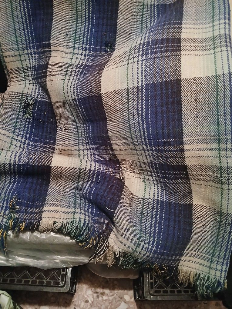 This nice, appx 4 Ft x 4Ft x 4Ftx 4Ft, Woven Blanket