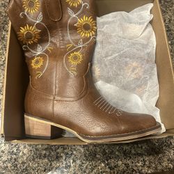Womens Boots 7