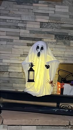 Halloween Ghost Decoration with Lantern