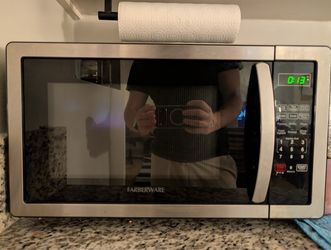 Farberware 1.1 Cu. Ft. 1000W Microwave