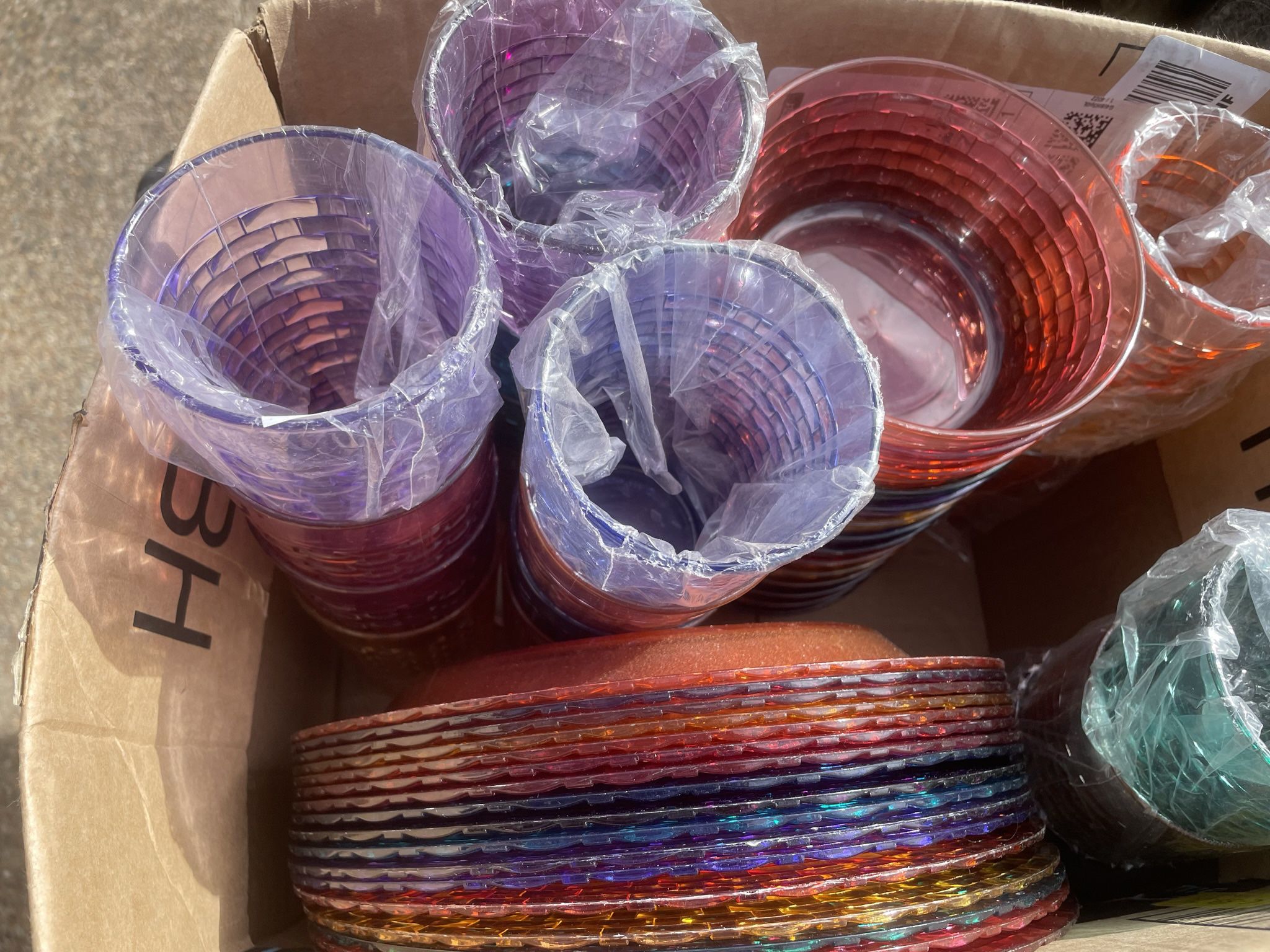 Box Of Colorful Outdoor Plates, Bowls  And Cups 