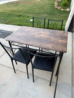 Dining Table with 4 Chairs