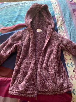 Little girls sweater size 6