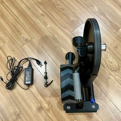 Wahoo Kickr V5 Smart Indoor Trainer