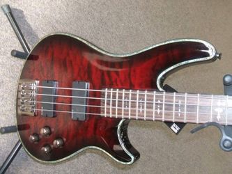 SCHECTER Hellraiser 4 Bass Guitar for Sale in New Orleans, LA