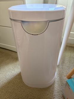 Munchkin Diaper Pail