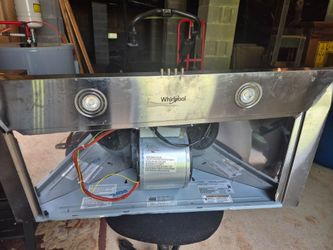 Whirlpool 36" stainless steel wall mount chimney range hood
