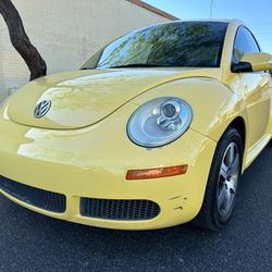 2006 VW BEETLE, LOW MILES, GREAT ON GAS, AUTOMATIC, CLEAN AUTO-CHECK 🚘
