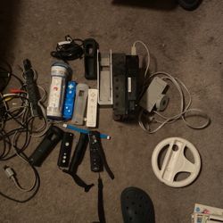 2 Wii  Game Consoles