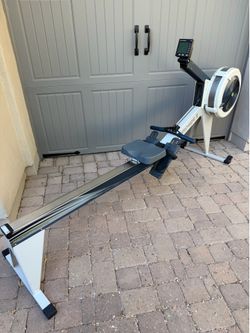 Concept 2 Model E Rowing Machine with PM5 (ONLY 358k Lifetime Meters)