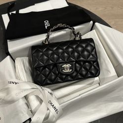 Beautiful Women Handbag 
