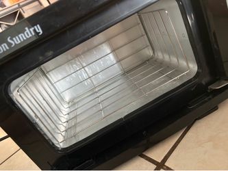 Electrical hot towel warmer
