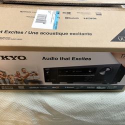 ONKYO TX-SR494 Sound System (brand new)