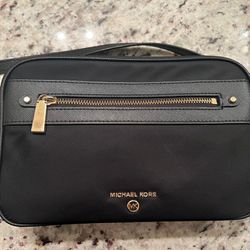 Michael Kors handbag and wallet 