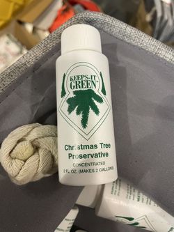 Christmas Tree Preservative