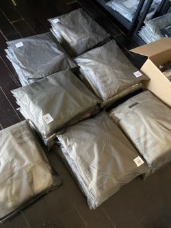 33 Essential Hoodies/Shorts