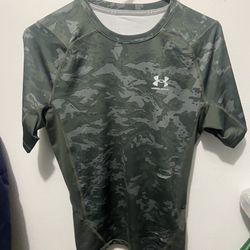 Under Armour UA Men's Iso-Chill Black Camo Compression Shirt NWT Size L Large