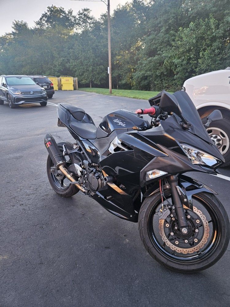 2018 Kawasaki Ninja 400 abs