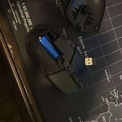 Logitech G305