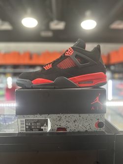Jordan 4 Retro Red Thunder (Size 10.5)