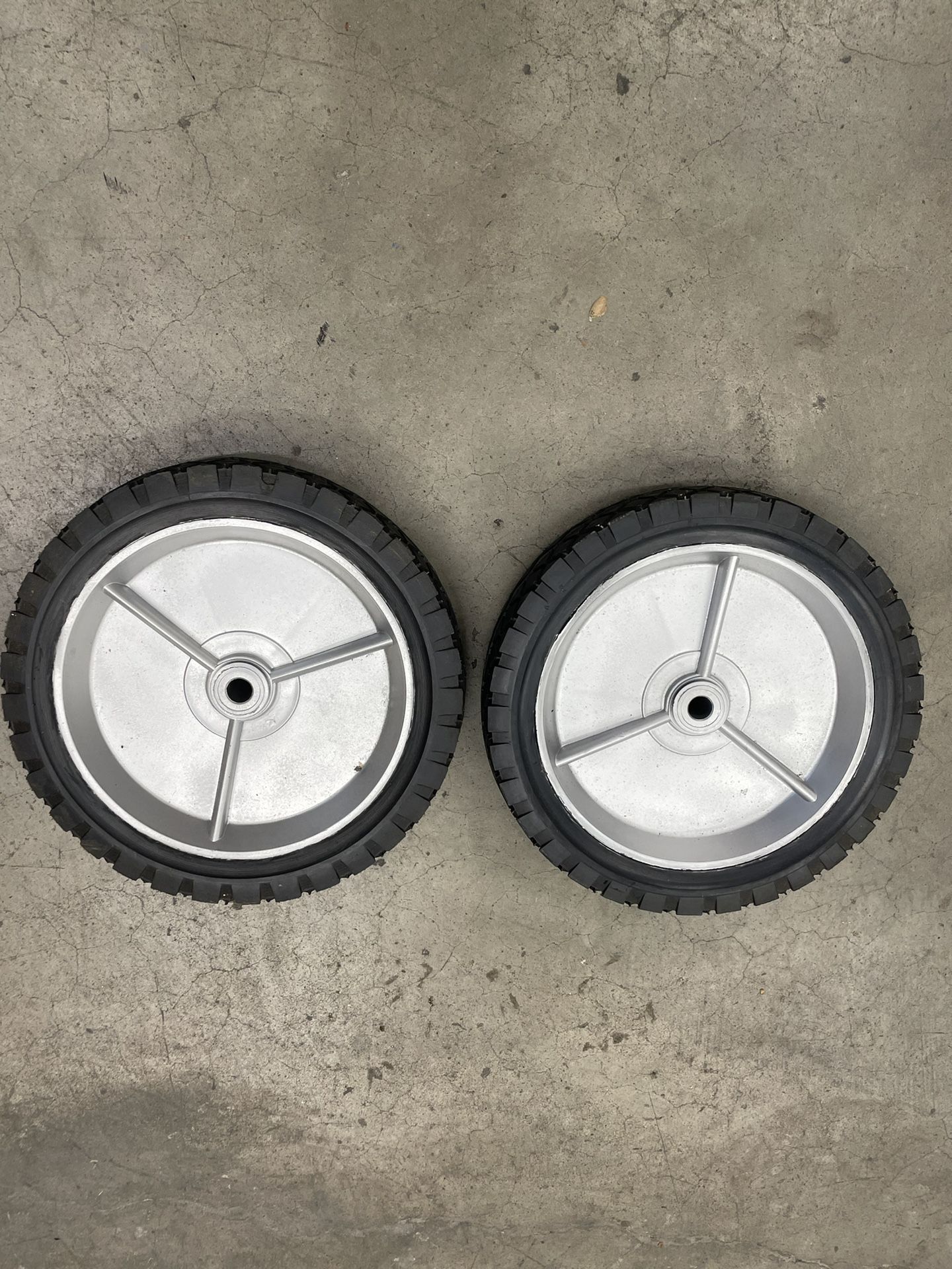 9 Inch Plastic Wheel 