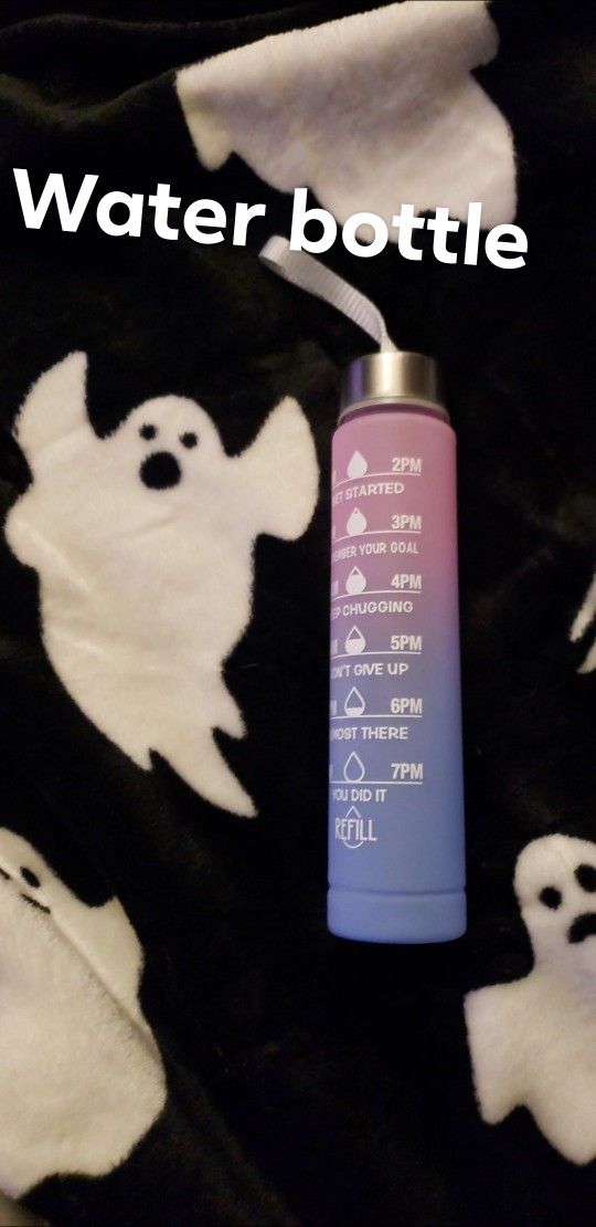 🩷 Skinny Water Bottle - Still Available 