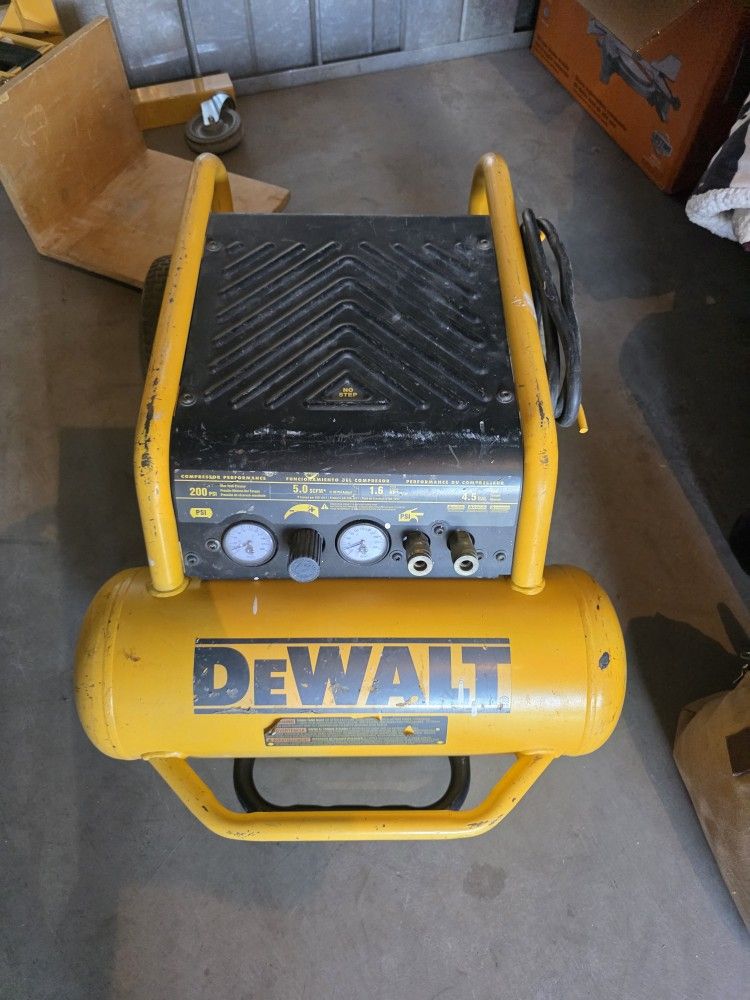 Dewalt 