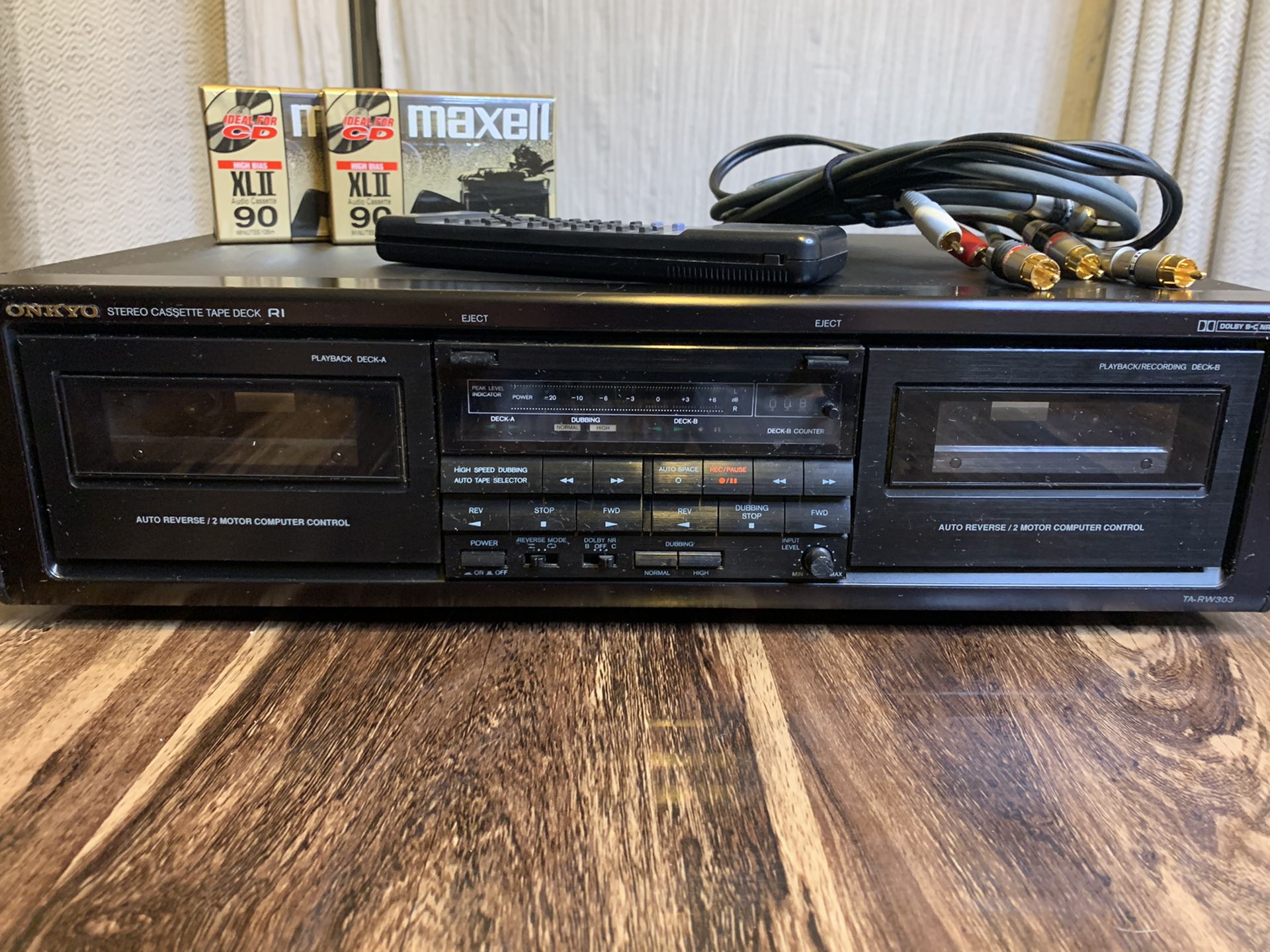 Vintage Onkyo TA-RW303 dual cassette recorder