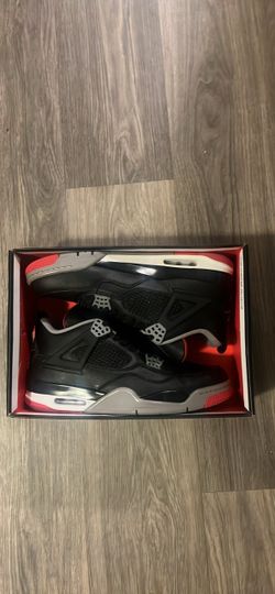Jordan 4s